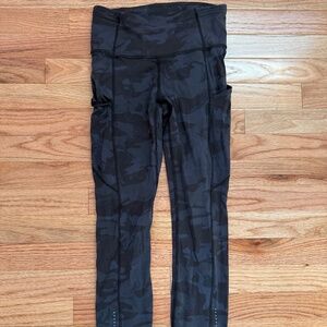 Lululemons Fast and Free Tight 25" *Nulux GUC CHRISTMAS SALE